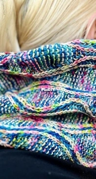 Turning Roads Cowl by Raina Kruus