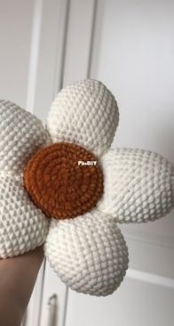 Therapy on my hook _ crochet daisy pillow pattern _ English