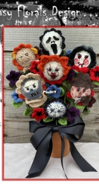 Fantasy Floral crochet - Linzi Kinsella-Barnett - Bouquet of Horrors
