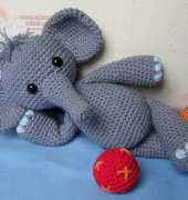Dione Design -Veronika Maskova- Elephant Bert-English