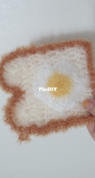 crochet bread scrubber