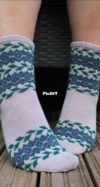 Clematis Socks by Helena Joronen - Grus Knits