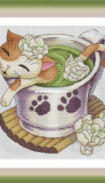 Jasmine Tea Cat by Tako / Tanya Kokorina
