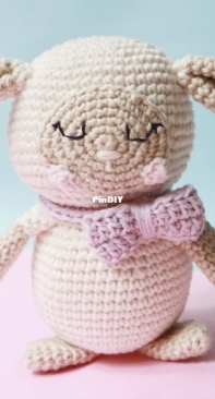 Cara Creations - Cara Engwerda - Cosy the Sheep - Free