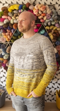 Pierre Pullover by Stephen West