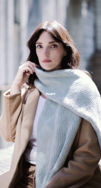 Woolfolk Pre Fall 2021 - Antonia Shankland - Brise Scarf