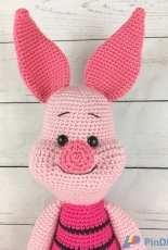 Hollys Hobbies - Holly McNevan -  Piglet - Free