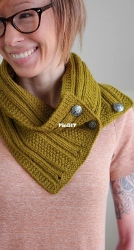 Mattock Cowl by Rochelle New - Home Row Fiber Co
