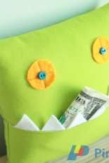 The Long Thread - Ellen Luckett Baker - Monster Tooth Pillow - Free