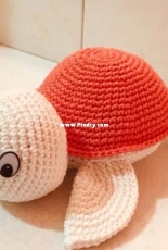 Red turttle