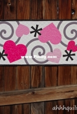 Valentines Table Runner Quilt Pattern by Ahhh...Quilting