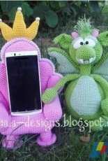 Mala Designs -  - Smartphone Holder - Spanish - Translated
