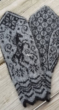 Snow Pony fancy mittens by Claire Butchkoski-Free