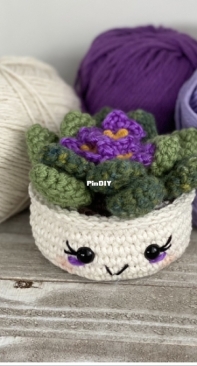 Cloud 9 Knots - Nicole Mansfield - African Violet