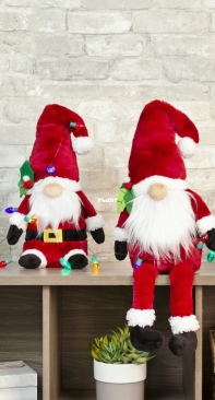 Shannon Fabrics - Cuddle Santa Gnome (freebie)