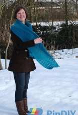 Drop Stitch Scarf by Angelique den Brok -Eng.,Dutch-Free