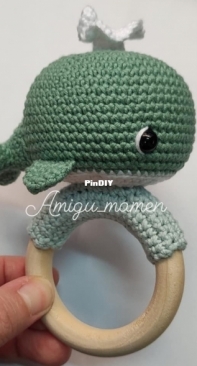 Whale Rattle