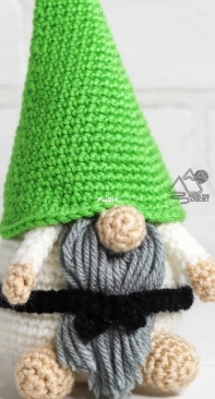 Winding Road Crochet - Lindsey Dale - Karate Gnome - Free