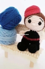 Cats Crea Crochet - Catherine - Bambola Pompier - French