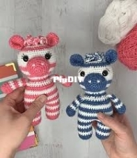 Grace and Yarn - Stephanie - Zebra - Free