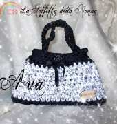T-shirt yarn crochet bag