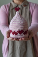 Love + Hearts Hat by Susan B. Anderson-Free