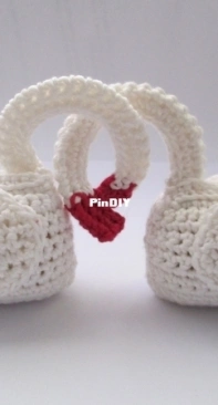 Amigurumi - Swan couple