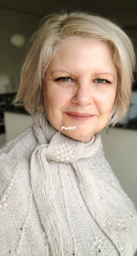 My Trendy Little Scarf by Isabelle Duchatelle-Free