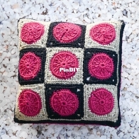 Underground Crafter - Marie Segares - Miranda Pillow