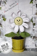 Lyudmila Mitrofanova - Flower in a Pot - Russian - Free