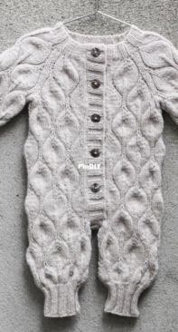 Olive suit by Pernille Larsen - Knitting for Olive