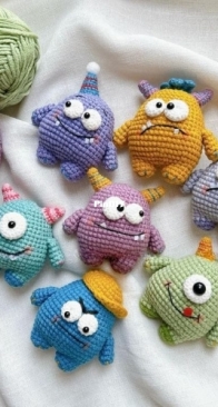 Angelas Handcrafts - Angela Newco / Thủy Bích - Monsters