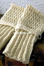 Kalurah Hudson- Romantic Fingerless Gloves
