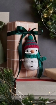 Rico Design - Ricorumi - Crochet to Play - Jennifer Percival - Happy snow man - English, German, Dutch and French - Free