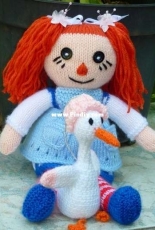 tle doll and cigogne