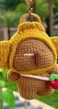 Angelas Handcrafts - Angela Newco - Capybara Wearing Fish Hat