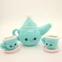 Stringy Ding Ding - Olive - Tea Set: Tea pot and tea cup - Free
