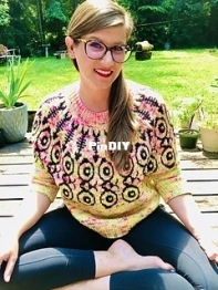 Smart Kitty Sweater by Casie Grevé