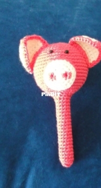 Rattle piglet