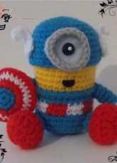 Samantha Vampire- Minion American