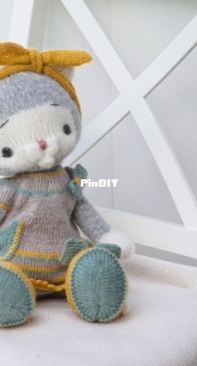 Polushka Bunny - Maria Ermolova - Betty Clothes Only - Knit
