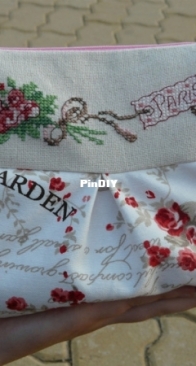 Cosmetic bag