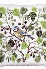 Haandarbejdets Fremme 20-5469 - Blamejse (Bluetit) by Gerd Bengtsson 1971