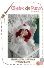 Atelie Cheiro de Pano A01 Enfermeira Debinha - Peso de Papel - Portuguese