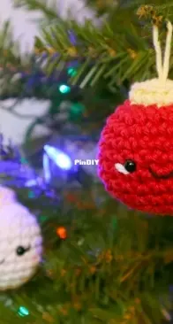 Club Crochet - Louies Loops - Louis Mensinger - Christmas Ornament - Free