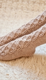 Mon Petit Violon - Vita Apala - Cable Socks