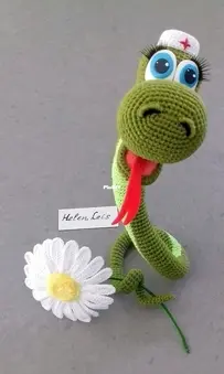 Leisgalery - Helen Leis - Doctor Snake - Russian