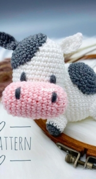 Last Stitch on the Left - Charlene - Cow - Free