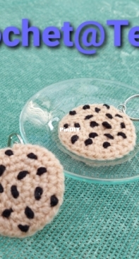 Crochet at Teris - Teri Hamilton - Chocolate Chip Cookie Keychain - Free