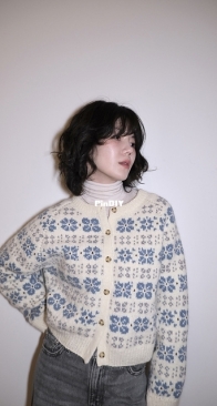 Camélia Cardigan by Soumine KIM - English